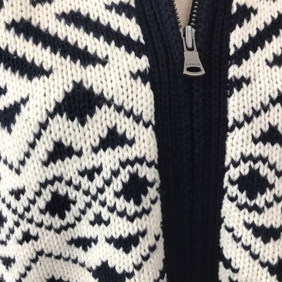 NEW - Express cardigan sweater Medium geometric - Picture 3 of 8